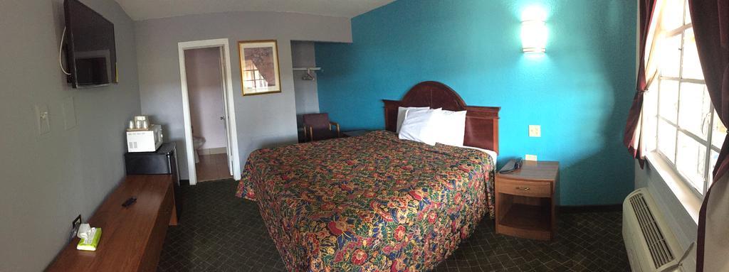 Mayo Inn Roswell Rum bild